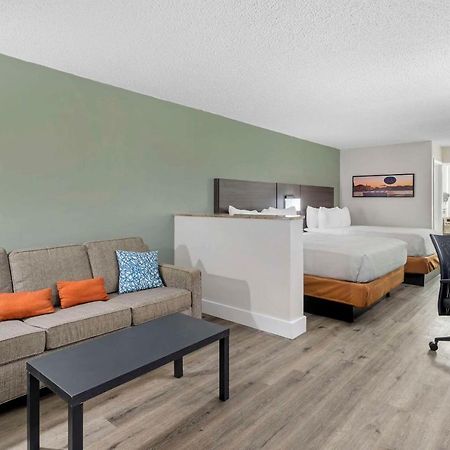 Quality Inn & Suites Orlando East - Ucf Area Alafaya Eksteriør bilde