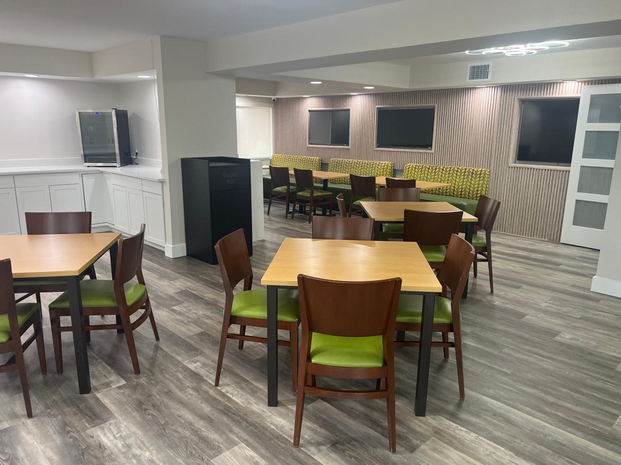 Quality Inn & Suites Orlando East - Ucf Area Alafaya Eksteriør bilde