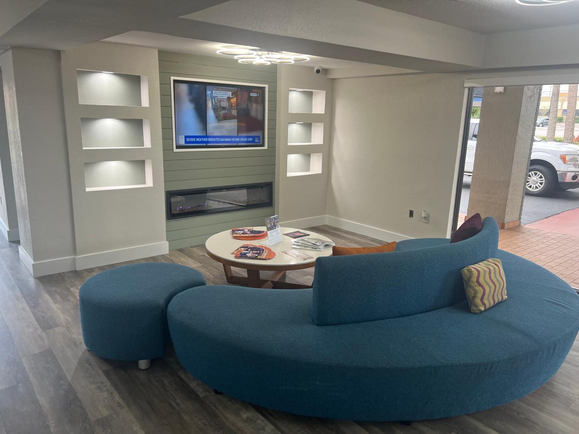Quality Inn & Suites Orlando East - Ucf Area Alafaya Eksteriør bilde