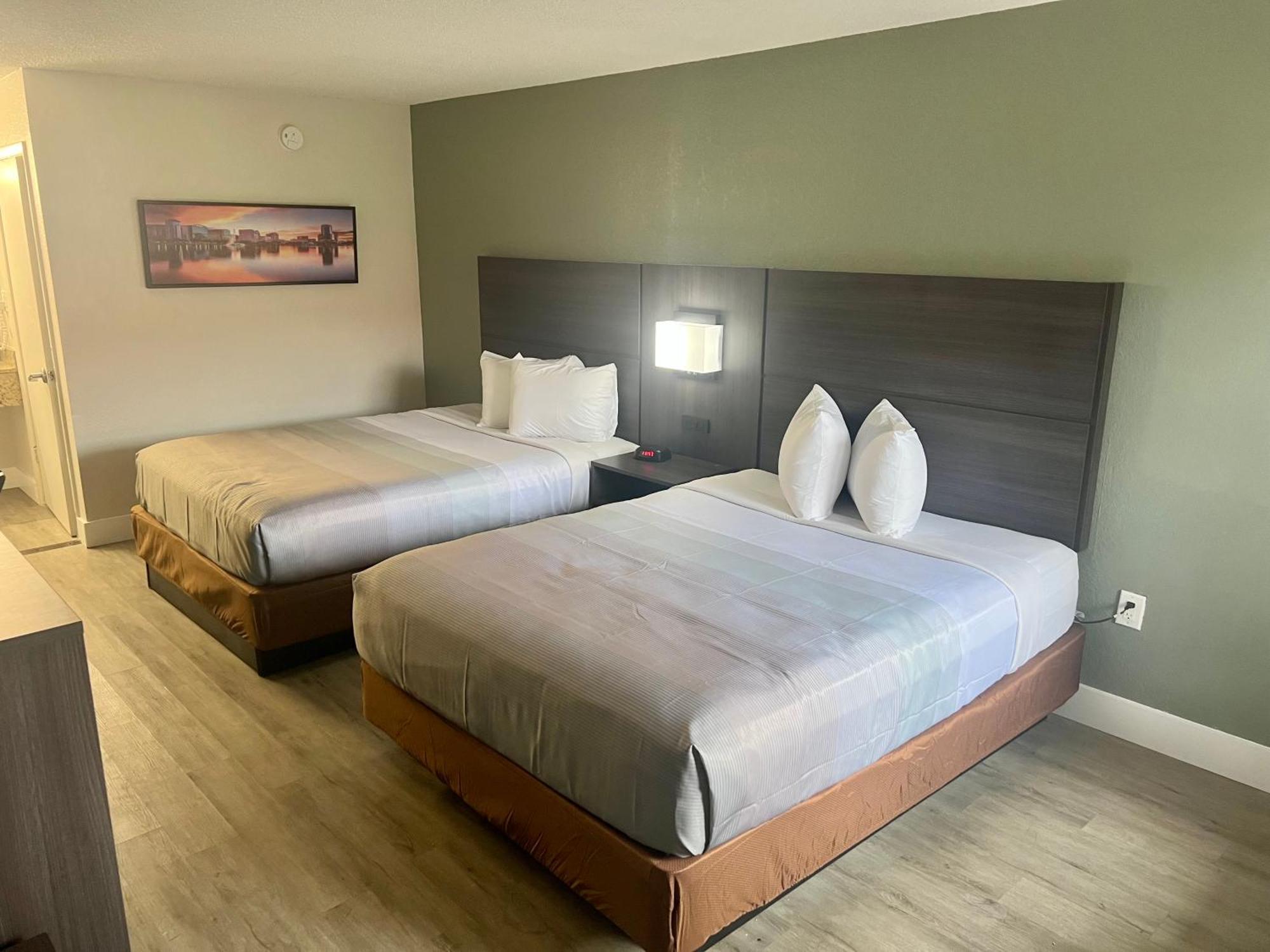 Quality Inn & Suites Orlando East - Ucf Area Alafaya Eksteriør bilde