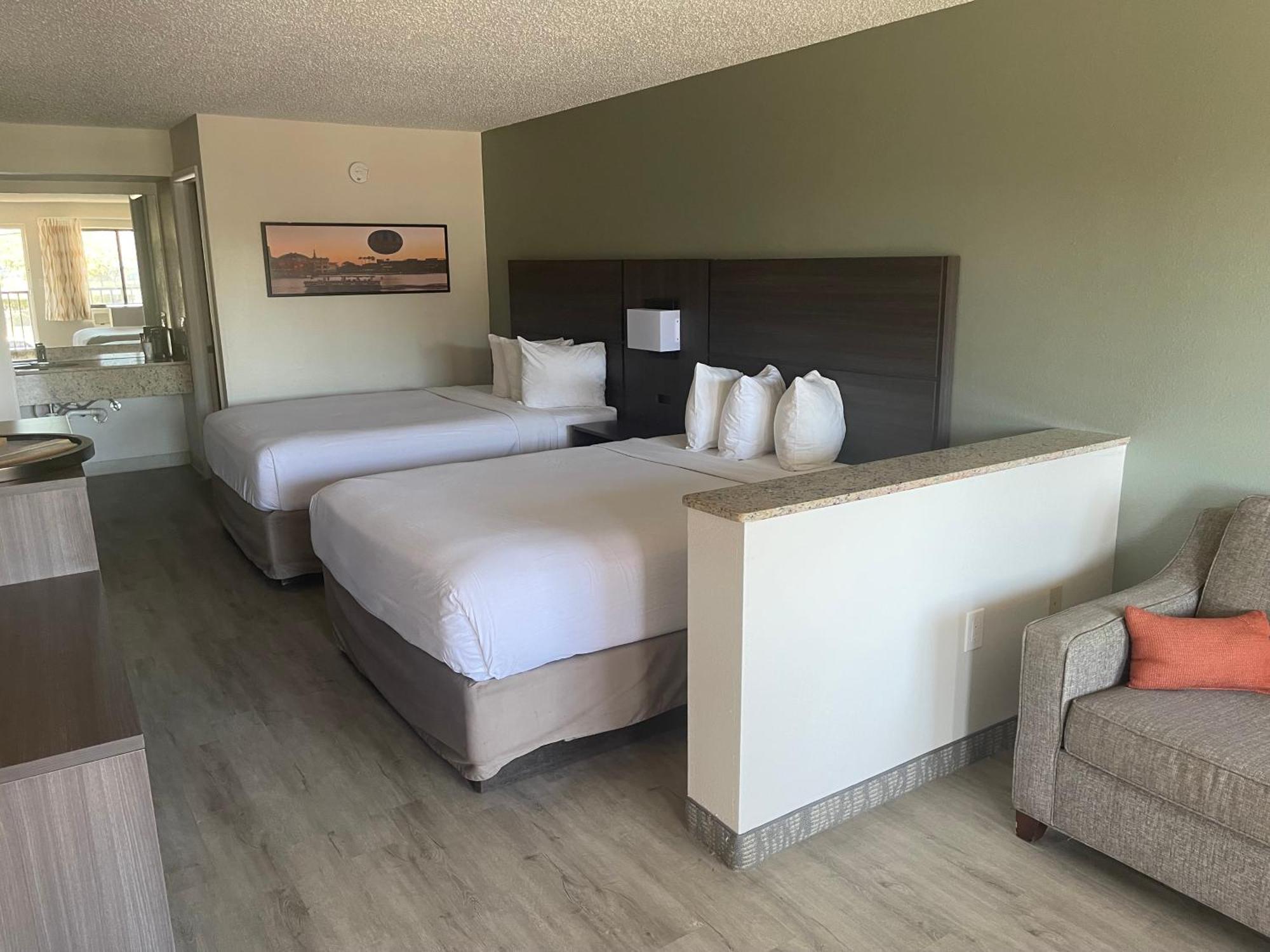 Quality Inn & Suites Orlando East - Ucf Area Alafaya Eksteriør bilde