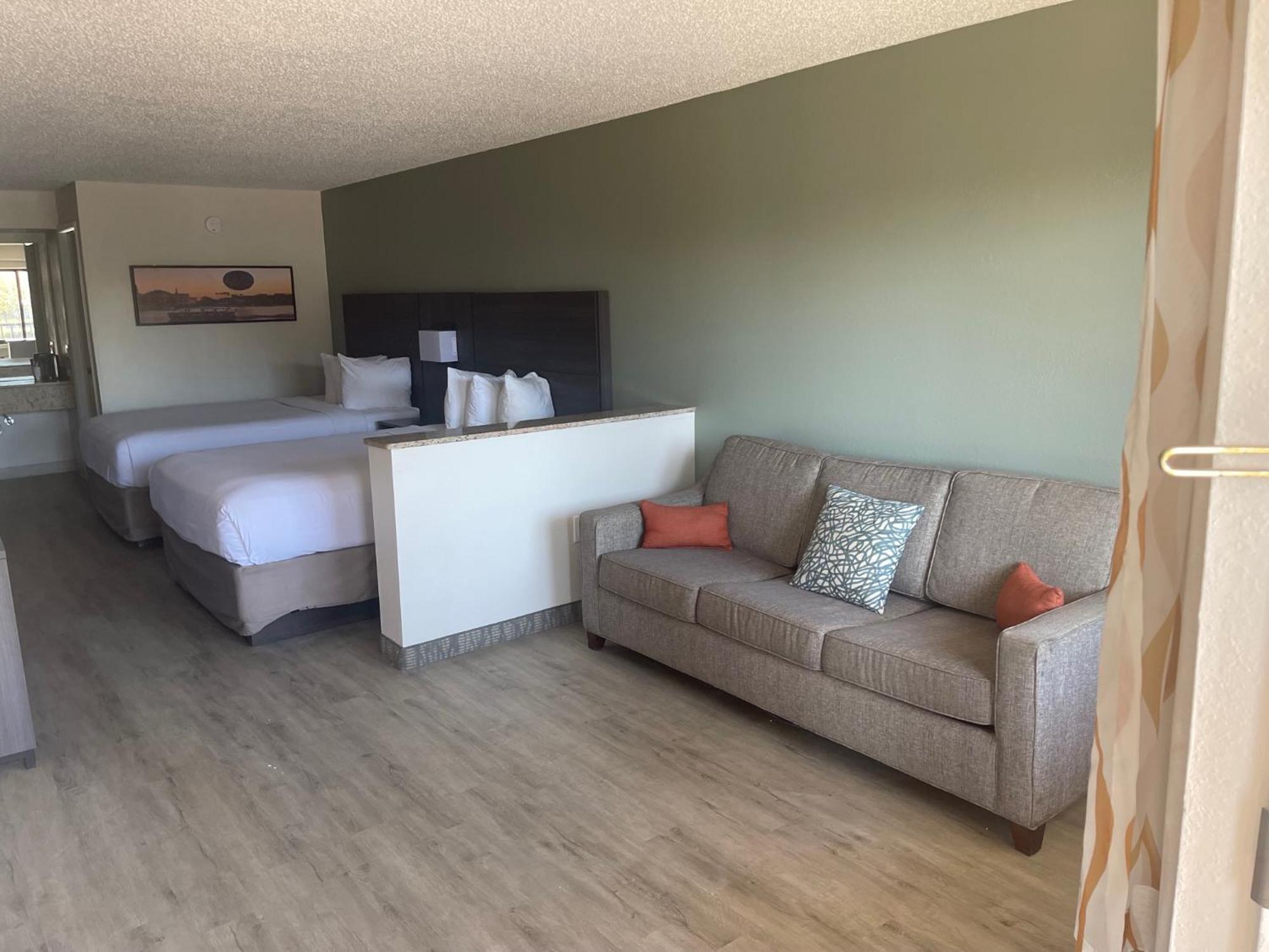 Quality Inn & Suites Orlando East - Ucf Area Alafaya Eksteriør bilde
