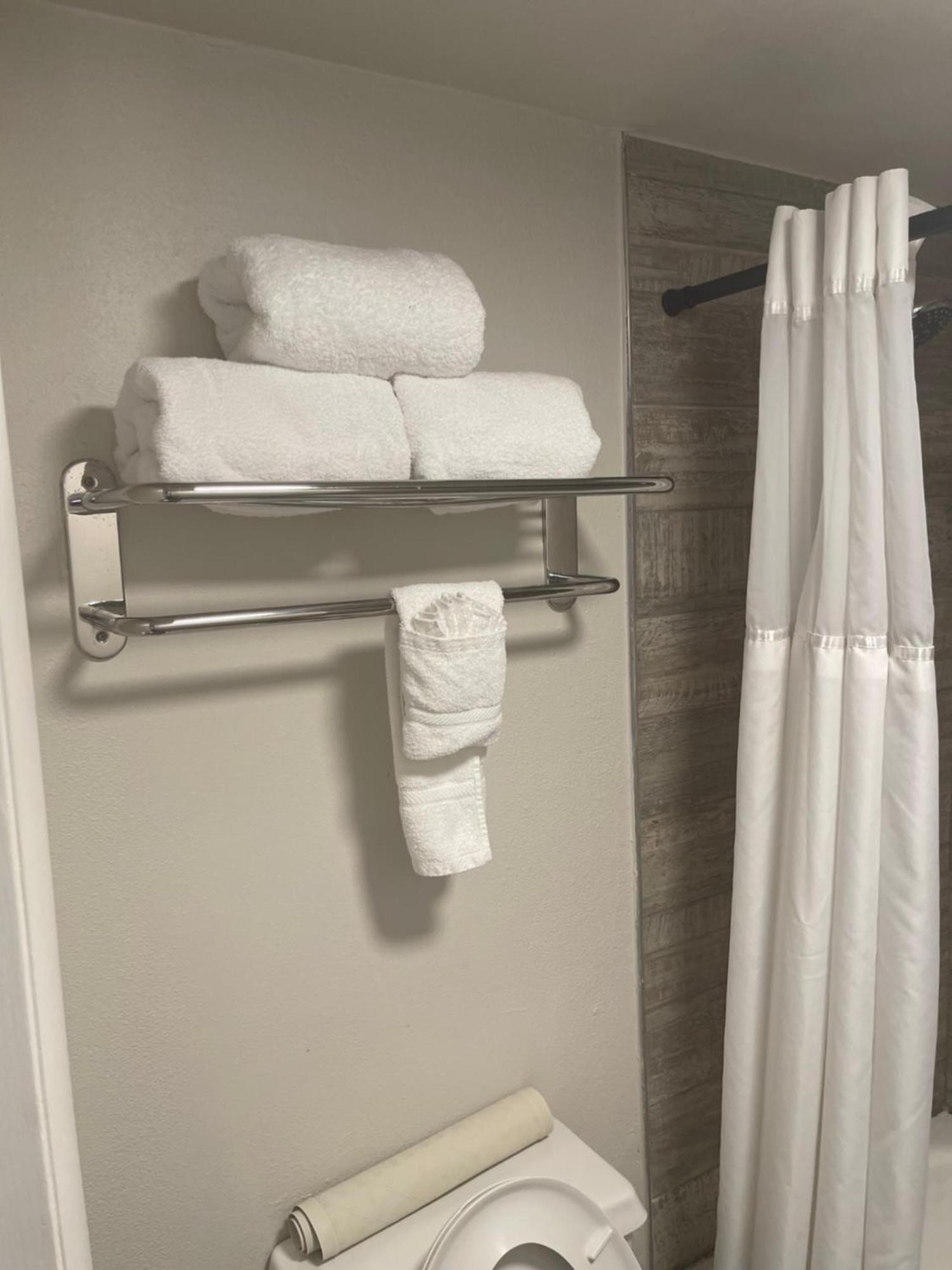 Quality Inn & Suites Orlando East - Ucf Area Alafaya Eksteriør bilde