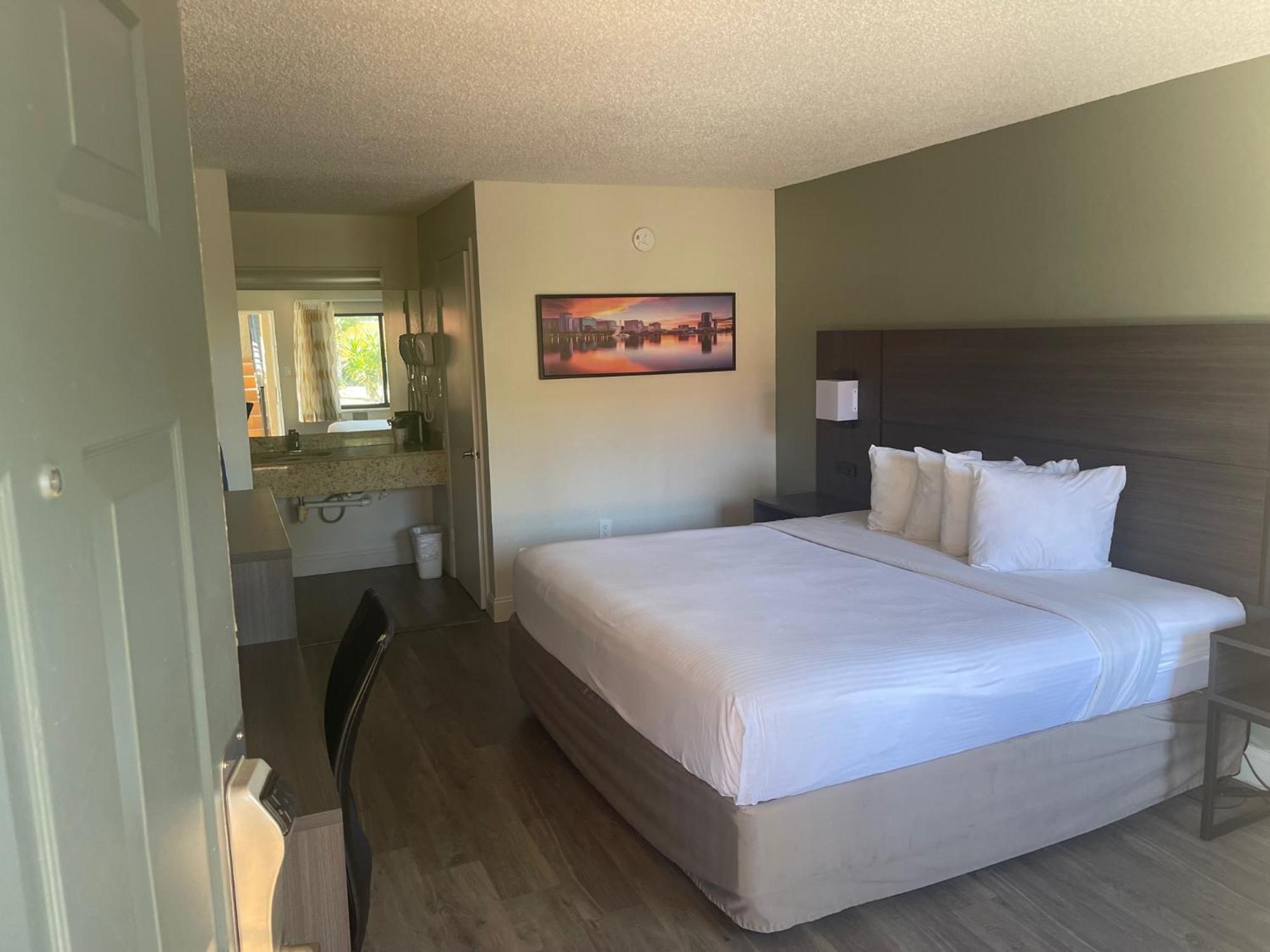 Quality Inn & Suites Orlando East - Ucf Area Alafaya Eksteriør bilde