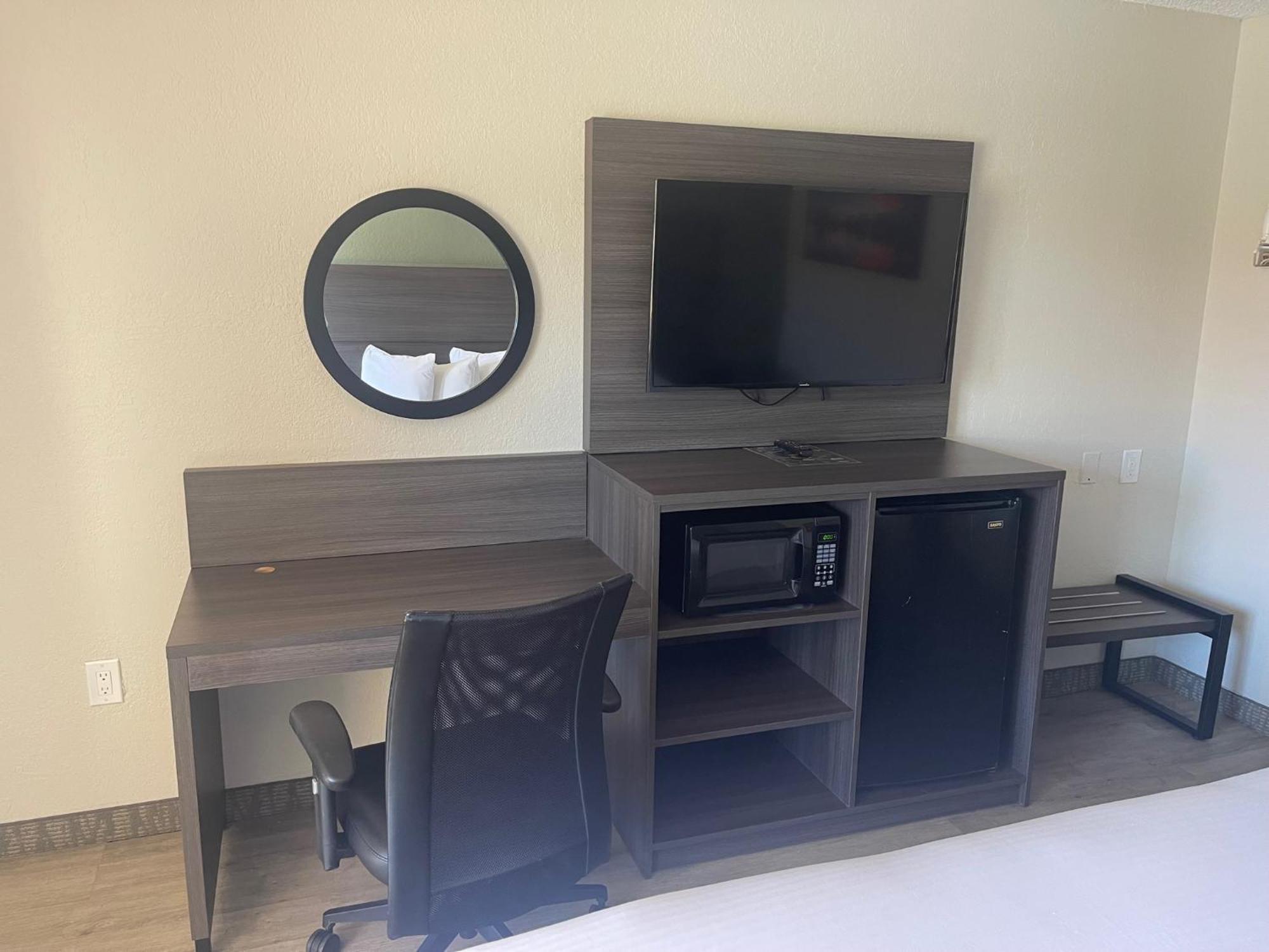 Quality Inn & Suites Orlando East - Ucf Area Alafaya Eksteriør bilde